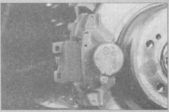 Тормозные колодки Mercedes-Benz W210 c 1995 гг. - замена